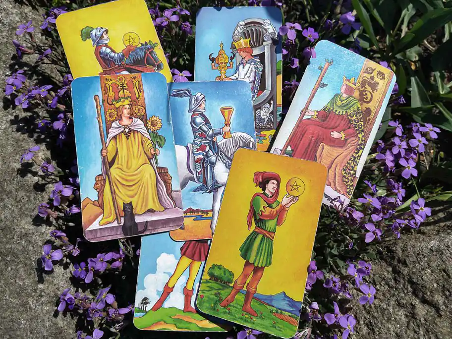 Benefits of the Tarot Court Cards Course Benefits of the Tarot Court Cards Course